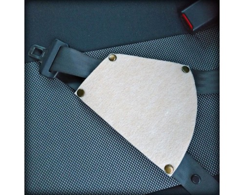 Детское удерживающее устройство для ремней безопасности "Свинка Пеппа"