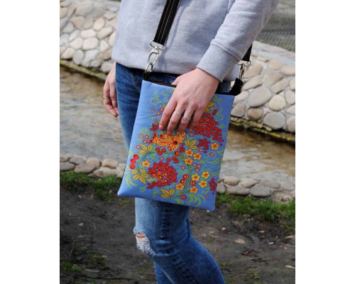 Женская сумка через плечо "Рябина красная"